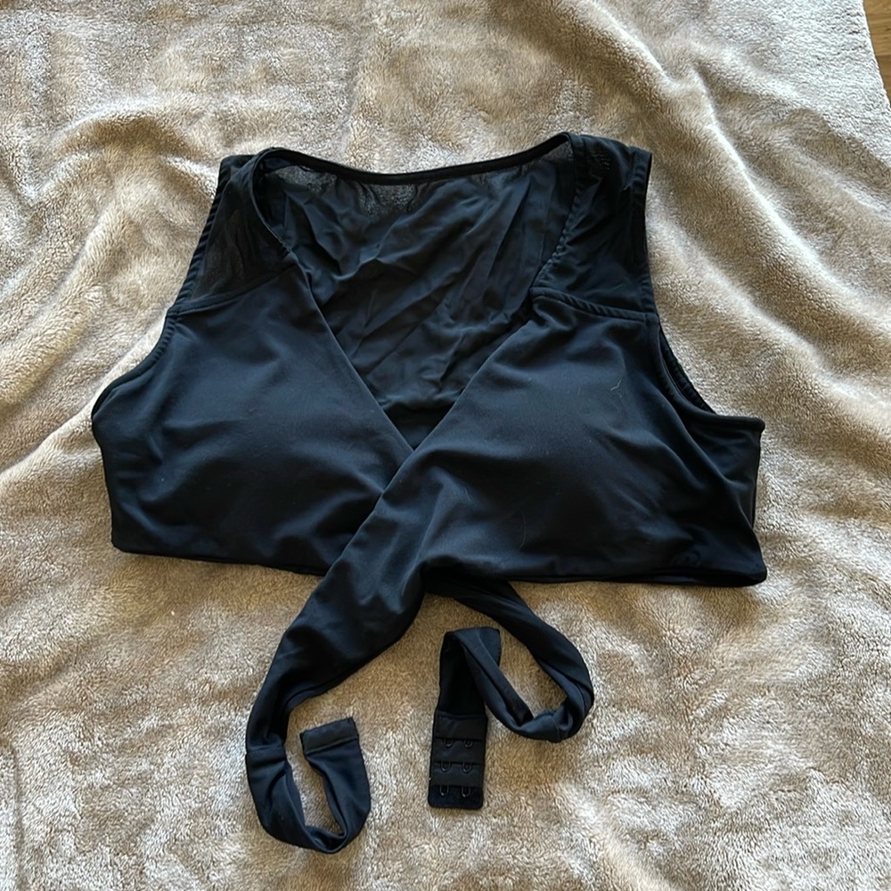 Women’s wrap bra with mesh back